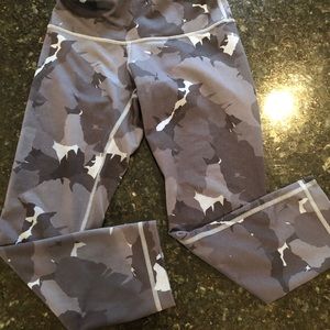 Lulu Lemon Cropped Yoga Pant